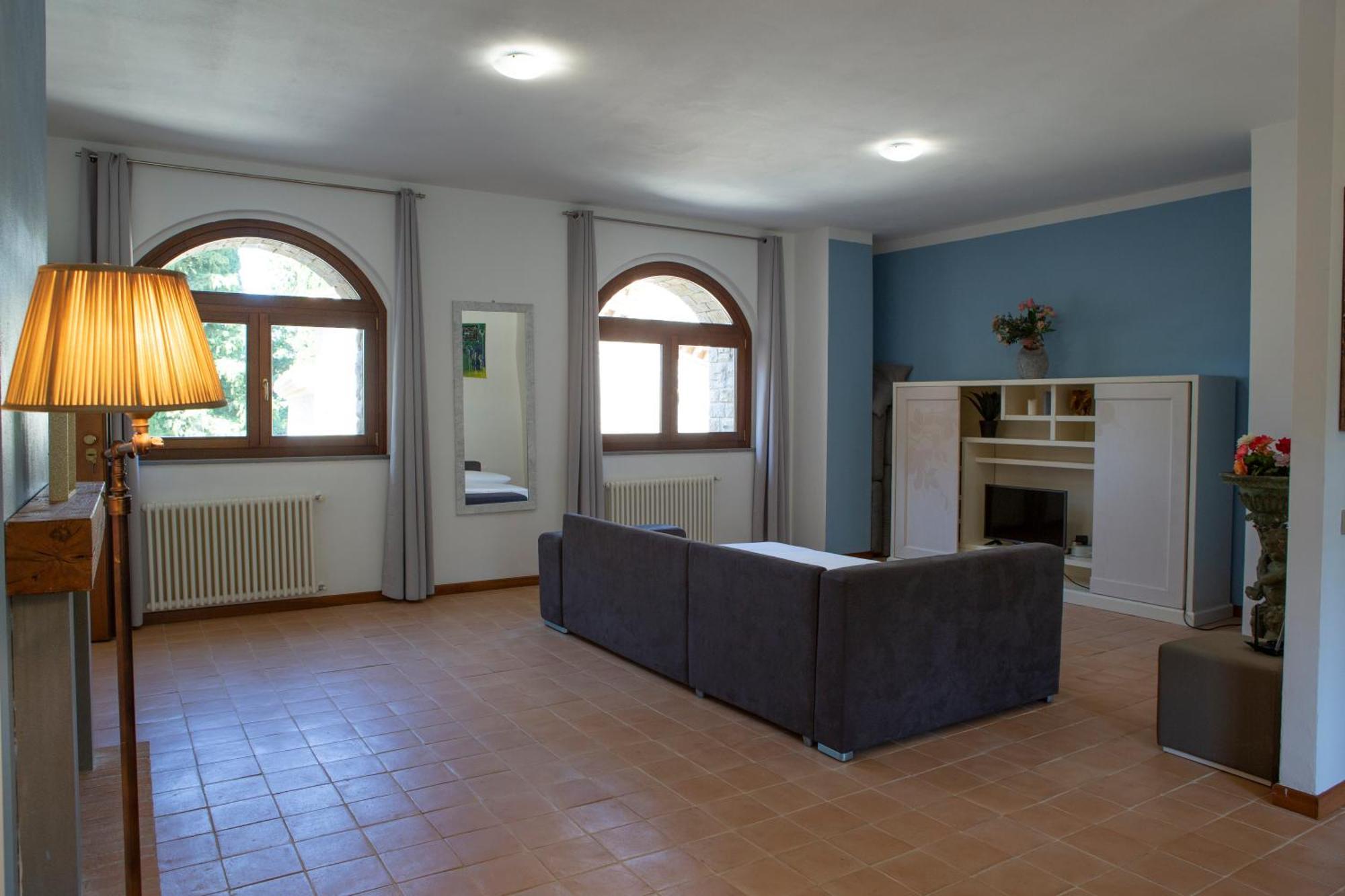 Ht Castello Di Campolongo Aparthotel Valfabbrica Εξωτερικό φωτογραφία