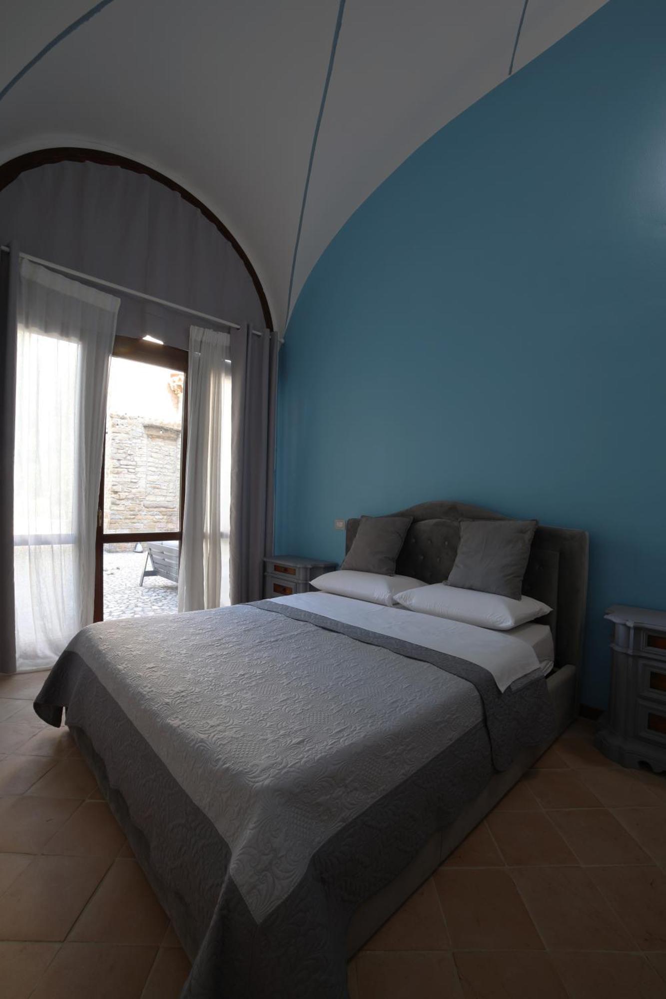 Ht Castello Di Campolongo Aparthotel Valfabbrica Εξωτερικό φωτογραφία